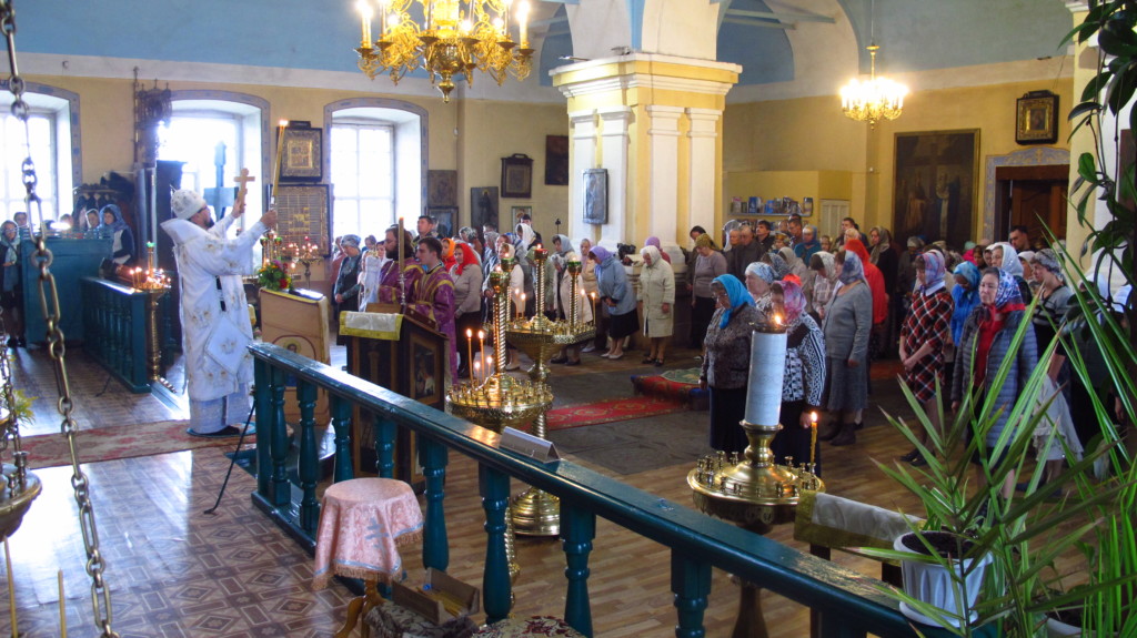 Неделя 10-ая по Пятидесятнице. Божественная литургия в Преображенском соборе города Солигалич