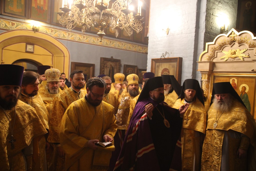 Соборное богослужение в день третьей годовщины образования Галичской Епархии
