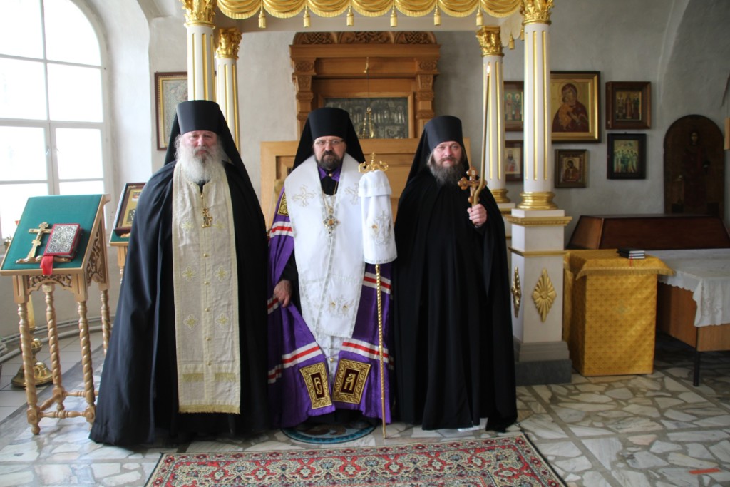 Епископ Галичский и Макарьевский Алексий совершил иноческий и монашеские постриги