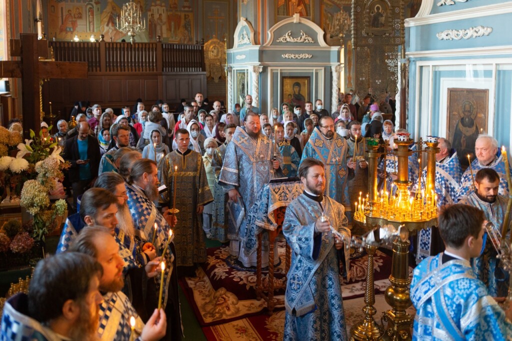 Канун праздника Феодоровской иконы Божией Матери в г.Кострома
