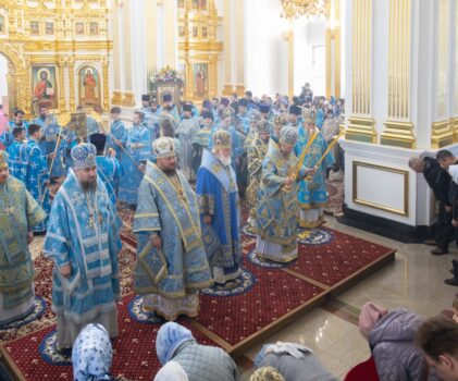 Торжества в день праздника Феодоровской иконы Божией Матери в Богоявленском кафедральном соборе Костромского кремля