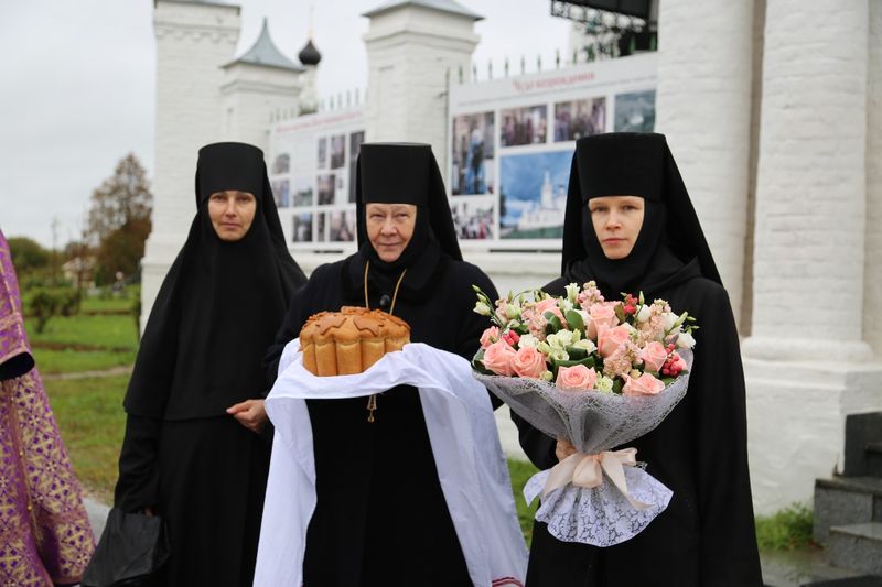 Arhierejskoe-bogosluzhenie-na-Vozdvizhenie-Kresta-27.09.2018_03