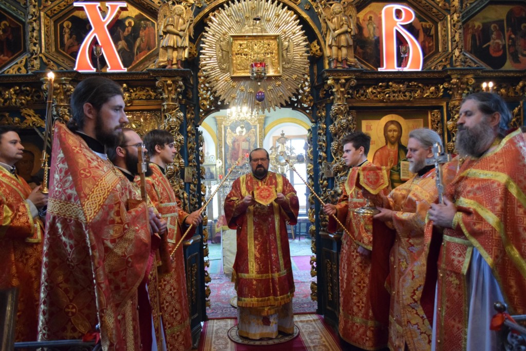 Преполовение Пятидесятницы. Соборное богослужение пасхальным чином в Успенском соборе г.Чухлома