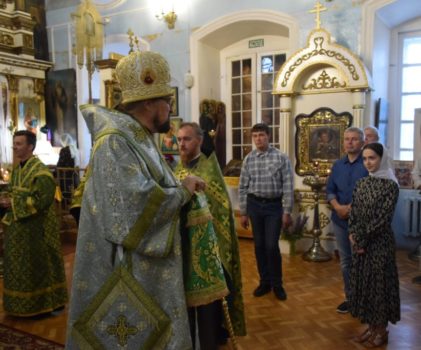 Всенощное бдение в канун памяти преподобного Варнавы Ветлужского в храме святителя Николая поселка Николо-Шанга