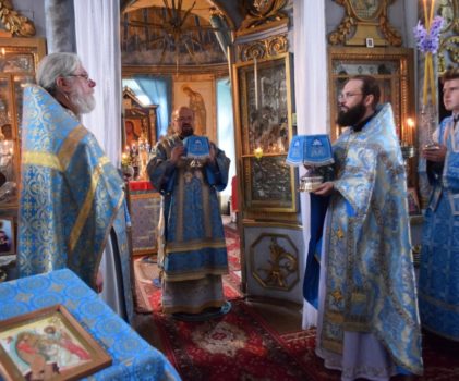 Престольный праздник в храме Казанской иконы Божией Матери села Богородское