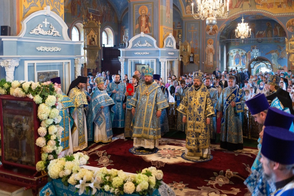 Торжества в день празднования обретения Феодоровской иконы Божией Матери
