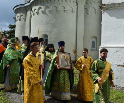 Праздник преподобного Авраамия Городецкого в Покровском Авраамиево-Городецком мужском монастыре села Ножкино
