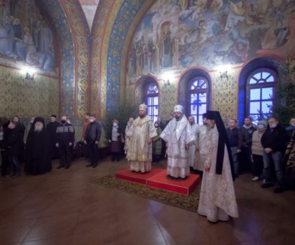 Собор Пресвятой Богородицы. Соборное архиерейское богослужение в стенах Ипатьевского монастыря г.Кострома