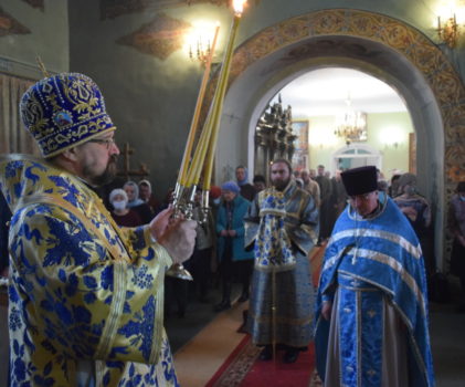 Благовещение Пресвятой Богородицы. Епископ Галичский и Макарьевский Алексий совершил праздничное богослужение в Введенском соборе г.Галича