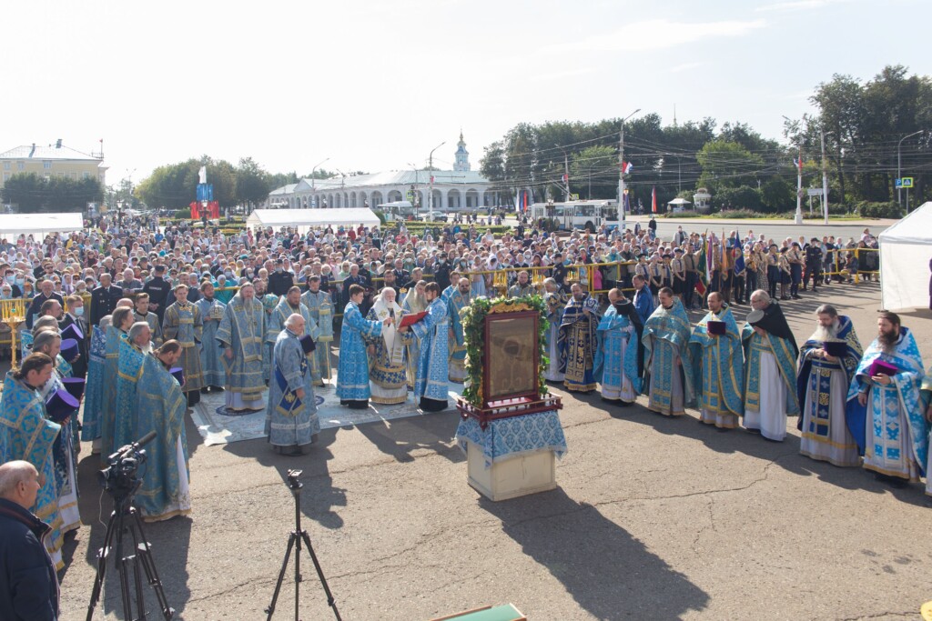 Торжества на Костромской земле в честь праздника Феодоровской иконы Божией Матери