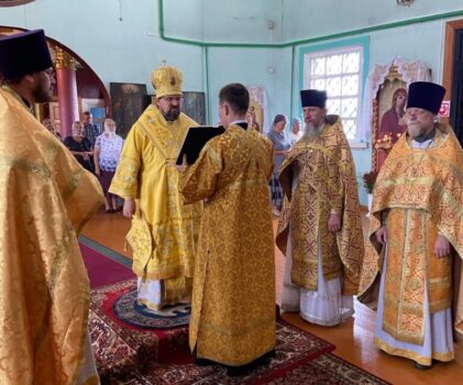 Архиерейское богослужение в храме свт.Николая села Николо-Полома