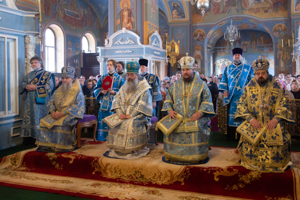 Праздник Феодоровской иконы Божией Матери в Богоявленско-Анастасиином монастыре г.Кострома