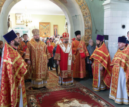 3 мая. Радоница. Соборное архиерейское богослужение в Введенском соборе г.Галича