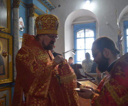 Епископ Галичский и Макарьевский Алексий совершил Божественную литургию Пасхальным чином в храме Косьмы и Дамиана г.Галича