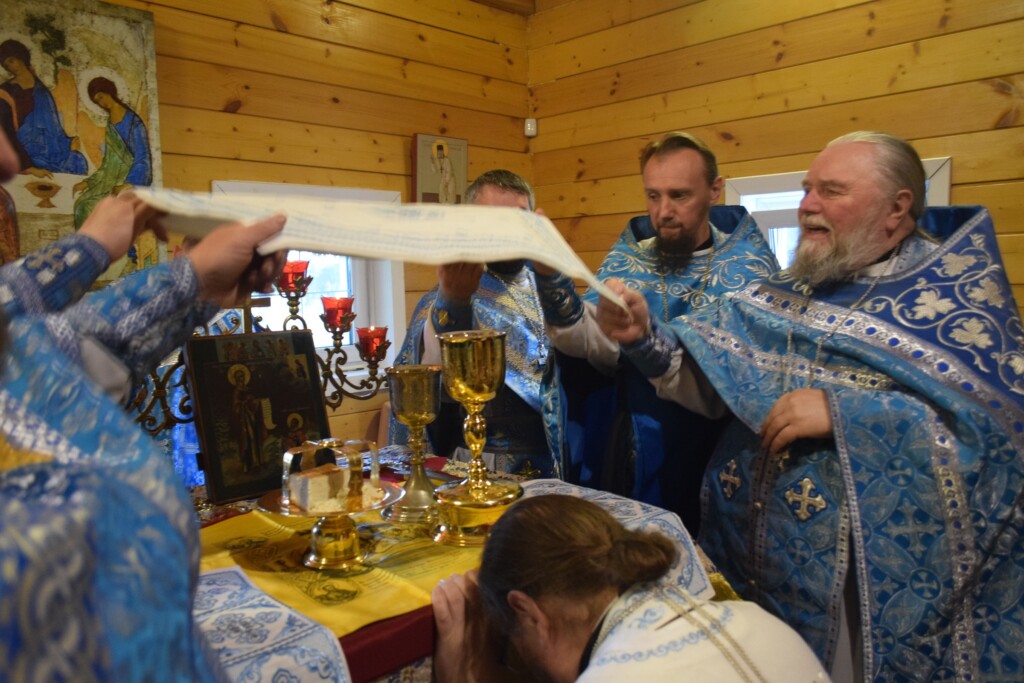 Праздник Боголюбской иконы Божией Матери в Успенском храме с.Вешка