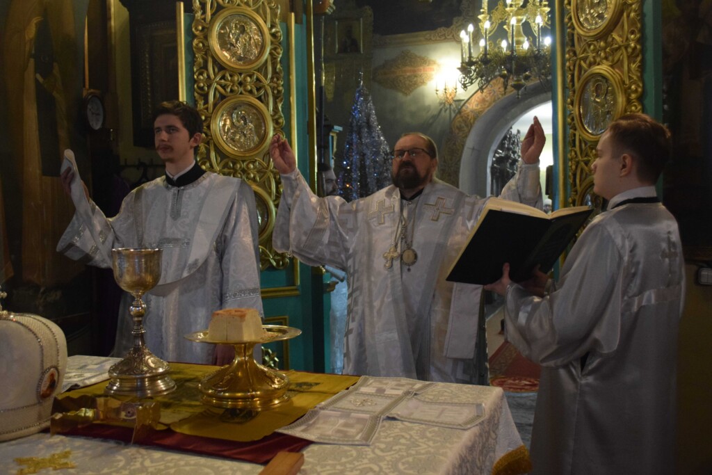 Праздник Обрезания Господня и свт.Василия Великого в Введенском соборе г.Галича