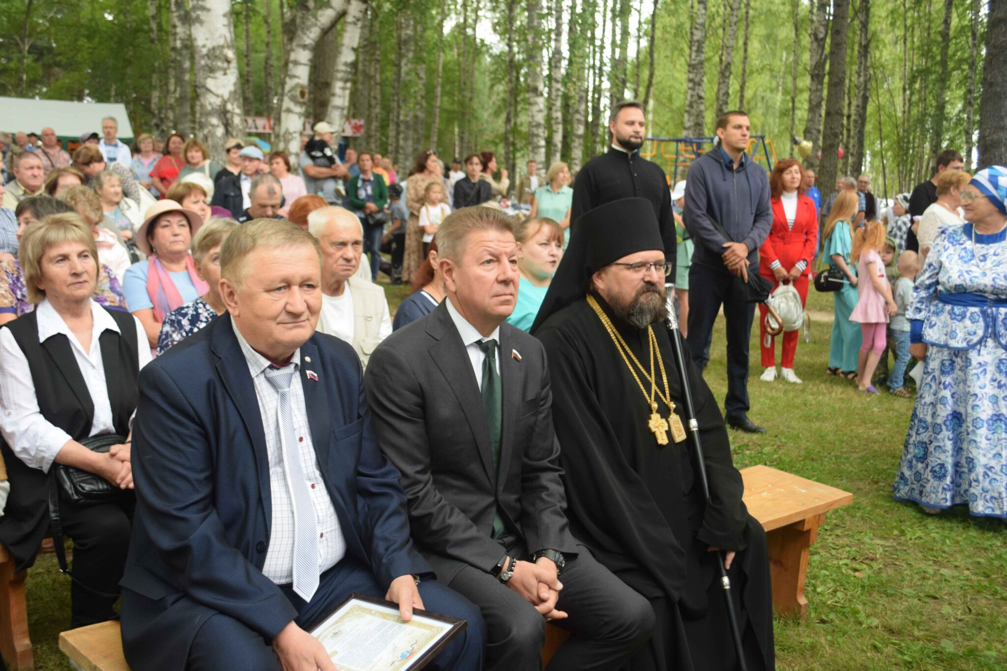 Епископ Галичский и Макарьевский Алексий посетил мероприятия в честь 95-летия Шарьинского района