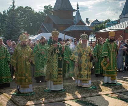 Всенощное бдение в канун празднования прп.Петра и Февронии Муромских