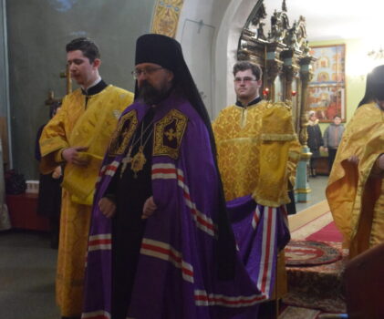 Неделя 22-я по Пятидесятнице. Преосвященный владыка Алексий совершил Божественную литургию в Введенском соборе г.Галича