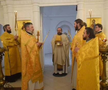 Престольный праздник на подворье Галичской епархии в городе Кострома — храме святителя Николая на Дебре
