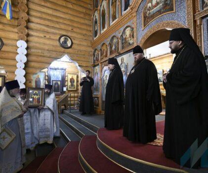 Епископ Галичский и Макарьевский Алексий поздравил епископа Североморского и Умбского Тарасия с 50-летием