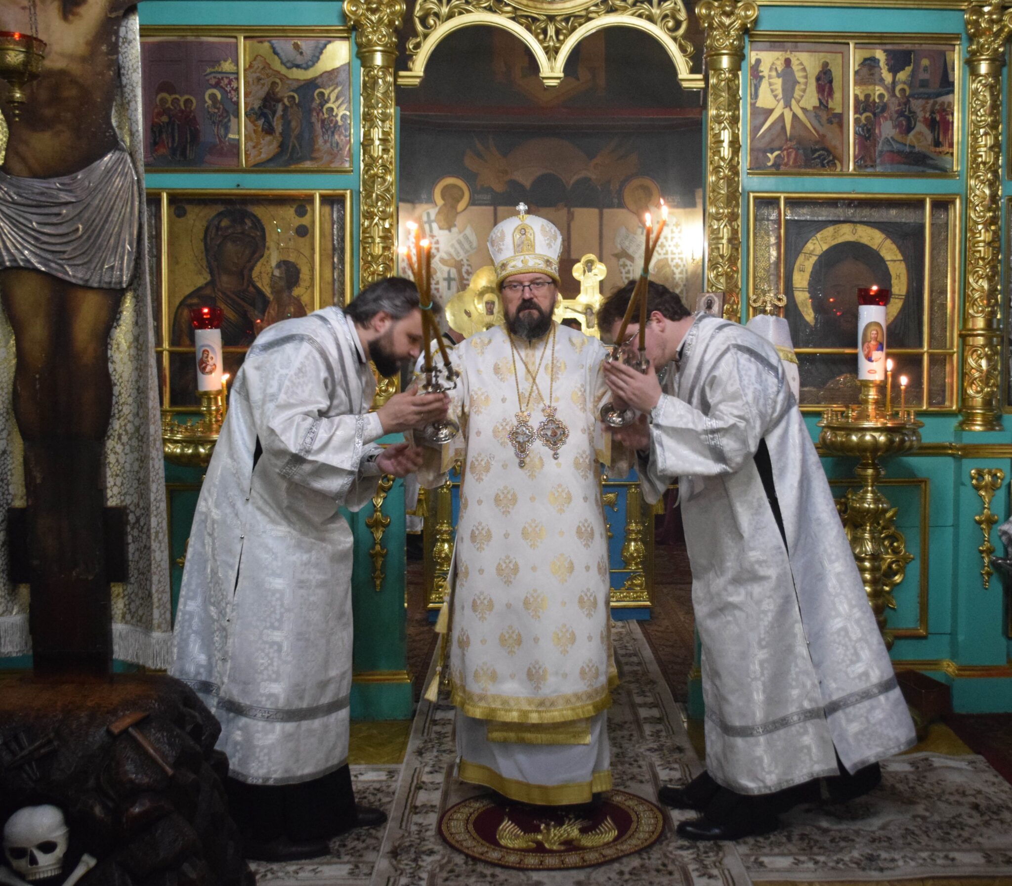 Архипастырь Галичской земли совершил богослужение в Введенском соборе г.Галича